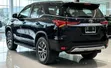 Toyota Fortuner 2018 Nyeusi - 4