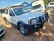 Nissan Hardbody 2000i 2006 White - 3