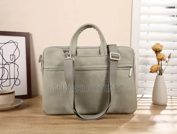 KVM Laptop Bag - Up to 14 Inch - 1