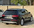 Audi Q7 2017 Nyeusi - 3