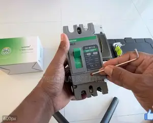 Suntree SM8 250PV DC MCCB