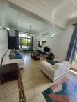 4 Bedroom House for Rent in Oyster Bay - 4