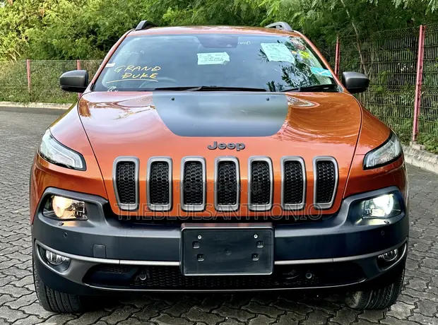 Jeep Cherokee 2017 Orange - 1