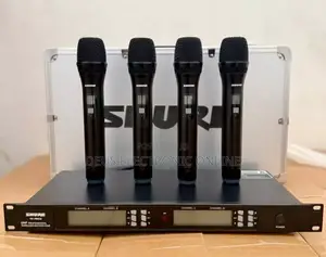 Shure 4-Mic Wireless Microphone System (100-200m)