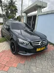 Mercedes-Benz E250 SV Premium 2014 Black - 1