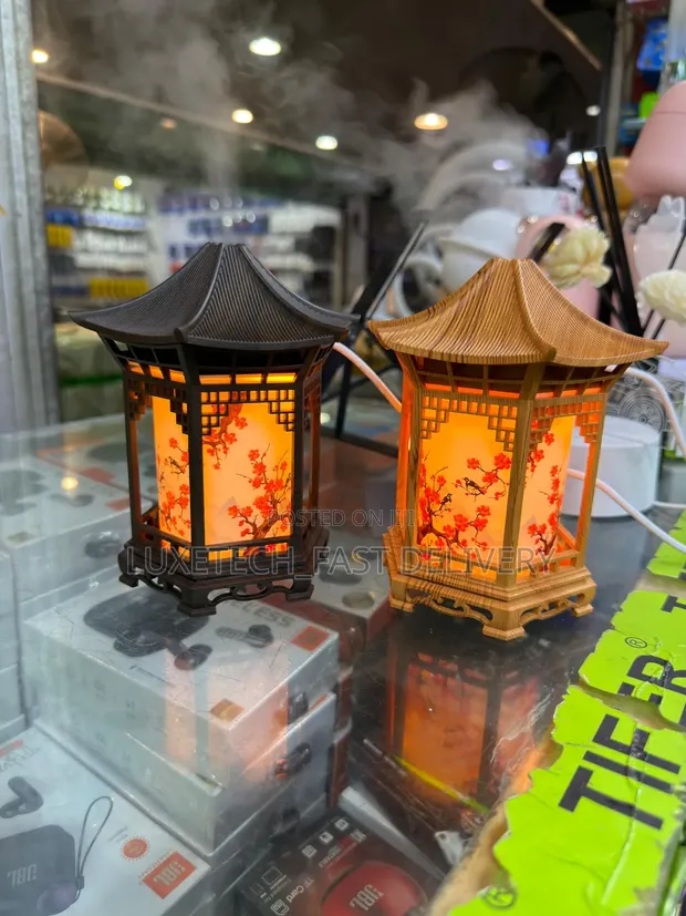 Chinese Pavilion Style Mini Humidifier & Diffuser - 1