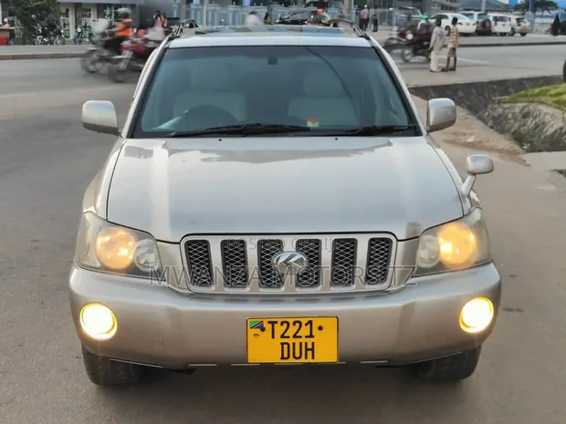 Toyota Kluger 2001 Gold - 1