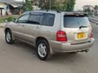 Toyota Kluger 2001 Gold - 4