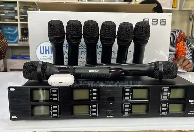 Shure SY-8400 8-Channel Wireless Microphone System - 1