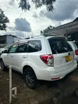 Subaru Forester 2011 White - 2