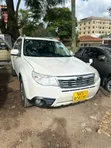 Subaru Forester 2011 White - 3