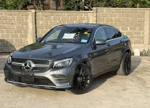 Mercedes-Benz GLC 220d 2017 Gray - 1