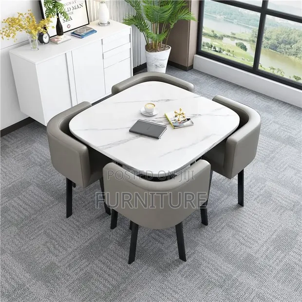 Skyline Furniture 4-Seater Dining Table - 1