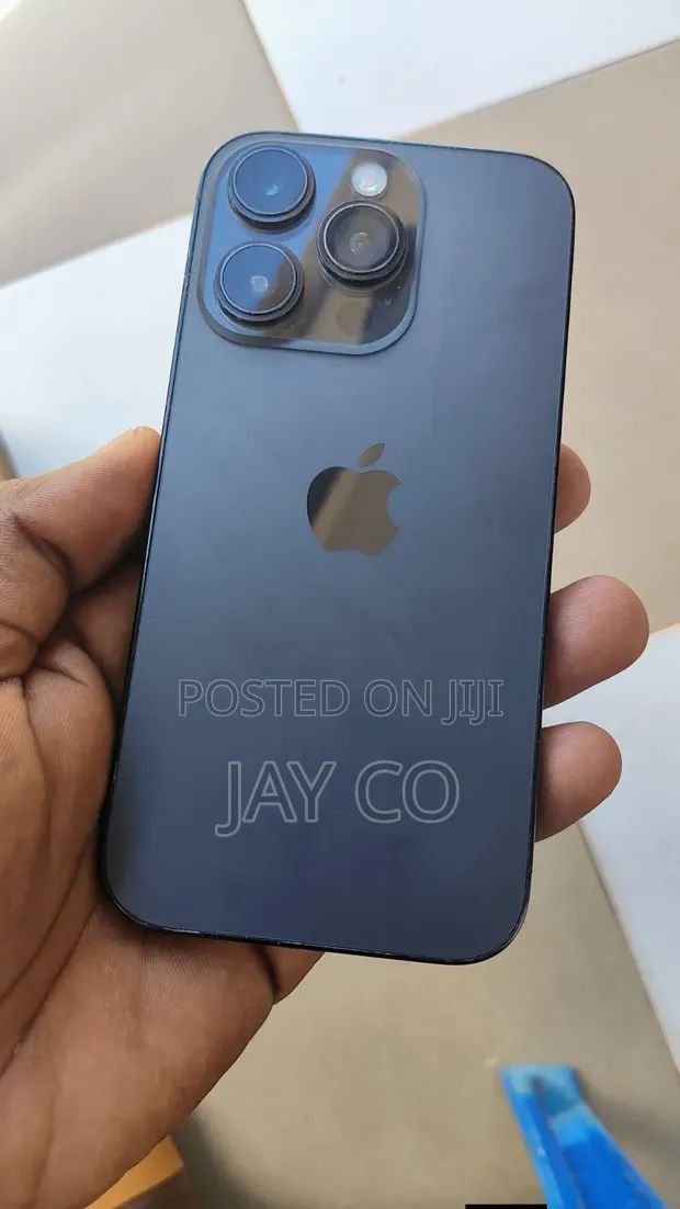 Apple iPhone 14 Pro 256GB - 1