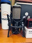 Focusrite Scarlett 2i2 3rd Gen with AKG P220 Microphone - 5