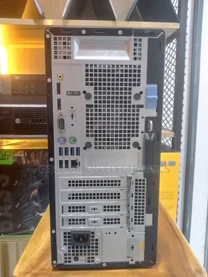 Dell Optiplex 7070 Desktop Computer - Intel Core i7, 8GB RAM, 256GB SSD+HDD