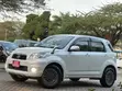 Toyota Rush 2010 - Pearly White - 4