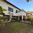 4 Bedroom House for Rent in Oyster Bay - 1