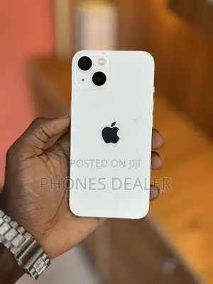 Apple iPhone 13 128GB White