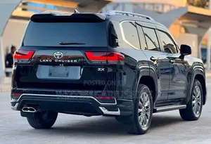 Toyota Land Cruiser ZX 2023 Matt Black