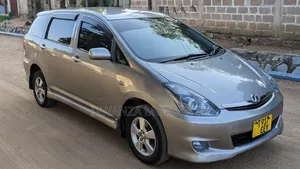 Toyota Wish 2007 Nyeupe
