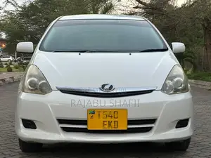 Toyota Wish 2005