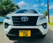 Toyota Fortuner 2022 Nyeupe - 1