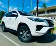 Toyota Fortuner 2022 Nyeupe - 3