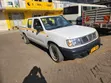Nissan Hardbody 2003 White - 3