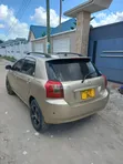 Toyota Corolla RunX 2004 Dhahabu - 1