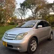 Toyota IST 2004 Nyeupe - 3