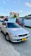 Toyota Carina 2001 Nyeupe - 2