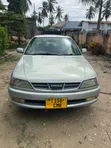 Toyota Carina 2001 Nyeupe - 1
