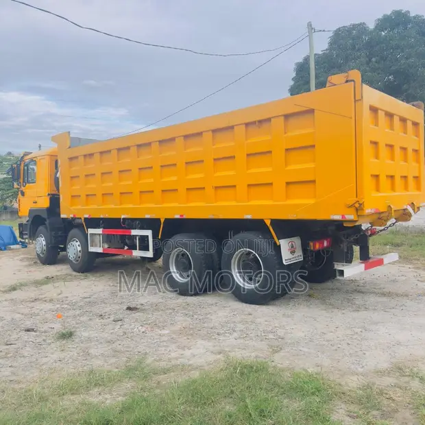 Brand New Shacman F3000 Tipper Truck - 1