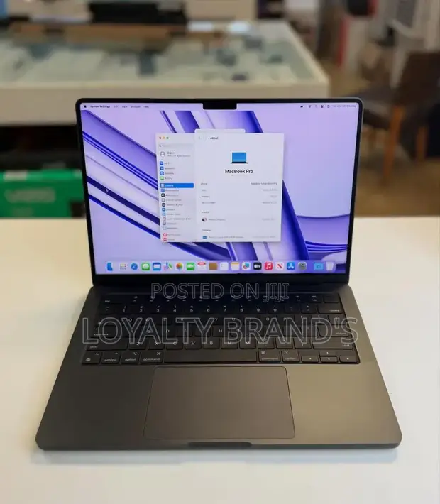 Apple MacBook Pro 2025 M5 16GB RAM 512GB SSD - 1