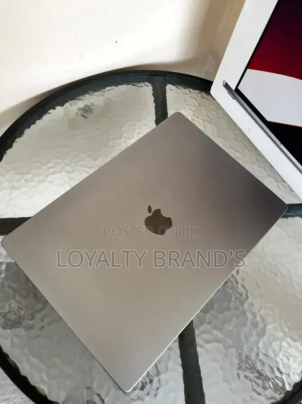 Apple MacBook Pro 2025 M5 14-inch 24GB RAM 1TB SSD - 1