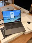 Apple MacBook Pro 2025 M5 14-inch 16GB RAM 1TB SSD - 3