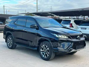 2023 Toyota Fortuner 2.8 D AWD Black