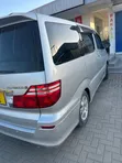 Toyota Alphard 2004 Silver - 3