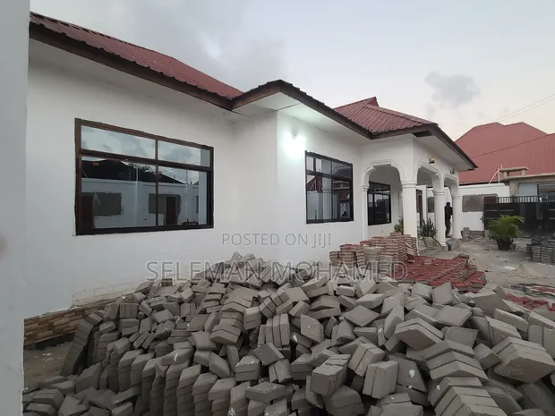 3 Bedroom House for Sale in Biriani Real Estate, Chamazi - 1