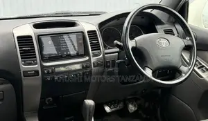 Toyota Land Cruiser 2008 White