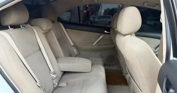 Toyota Premio 2005 Nyeupe - 1