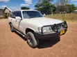 Nissan Patrol 2004 Nyeupe - 4