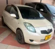Toyota Vitz 2004 Beige - 2