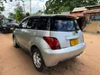 Toyota IST 2004 Nyeupe - 2