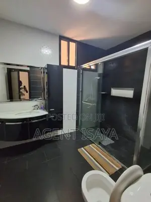 Furnished 3-Bedroom Apartment for Rent in Oyster Bay