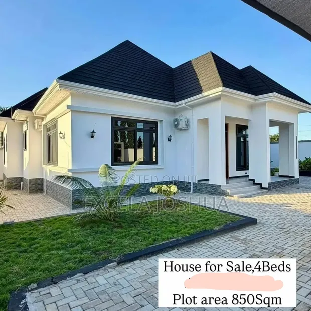 4 Bedroom House for Sale in Excela Joshua, Goba - 1