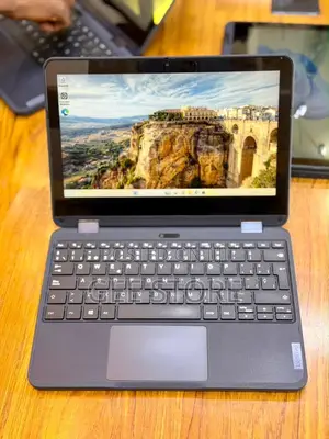 Laptop Lenovo 500e 4GB Intel Core i3 SSD 128GB Convertible