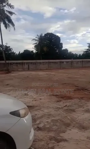 3970 SQM Yard for Sale - Airport Majumba Sita