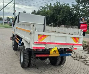 Mitsubishi Canter Dump Truck 2.5 Ton
